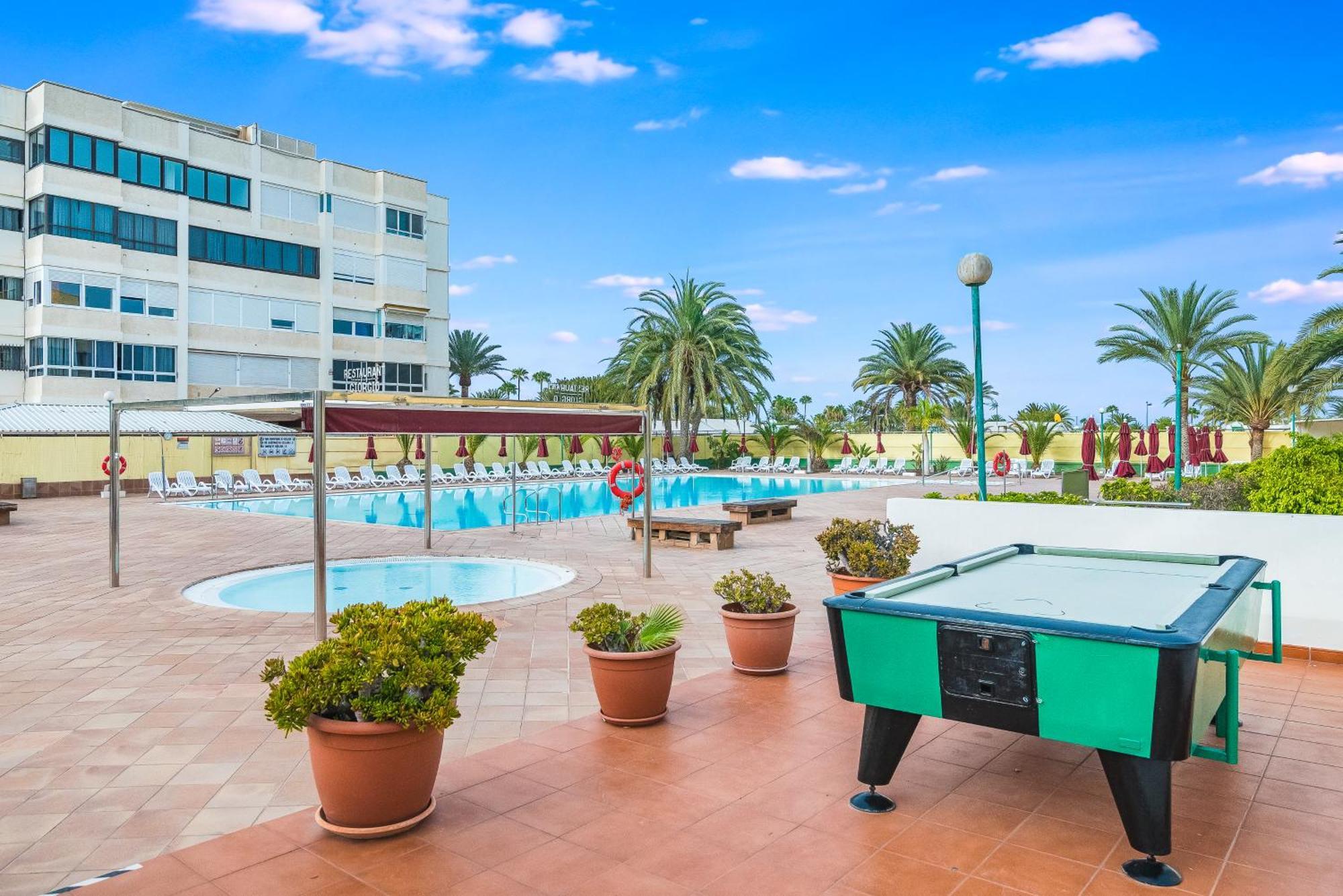 Casa Lex I Ocean & Sunrise Panorama I Steps From Dunes And I Private 50 Sqm Terrace I Pool Lägenhet